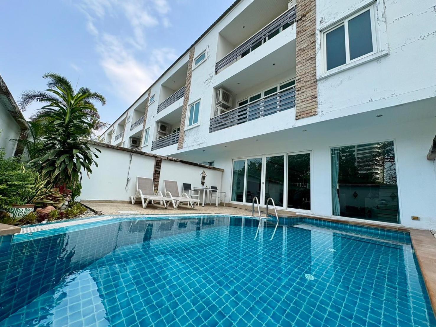 Hidden Palm Pool Villas Pattaya Eksteriør bilde